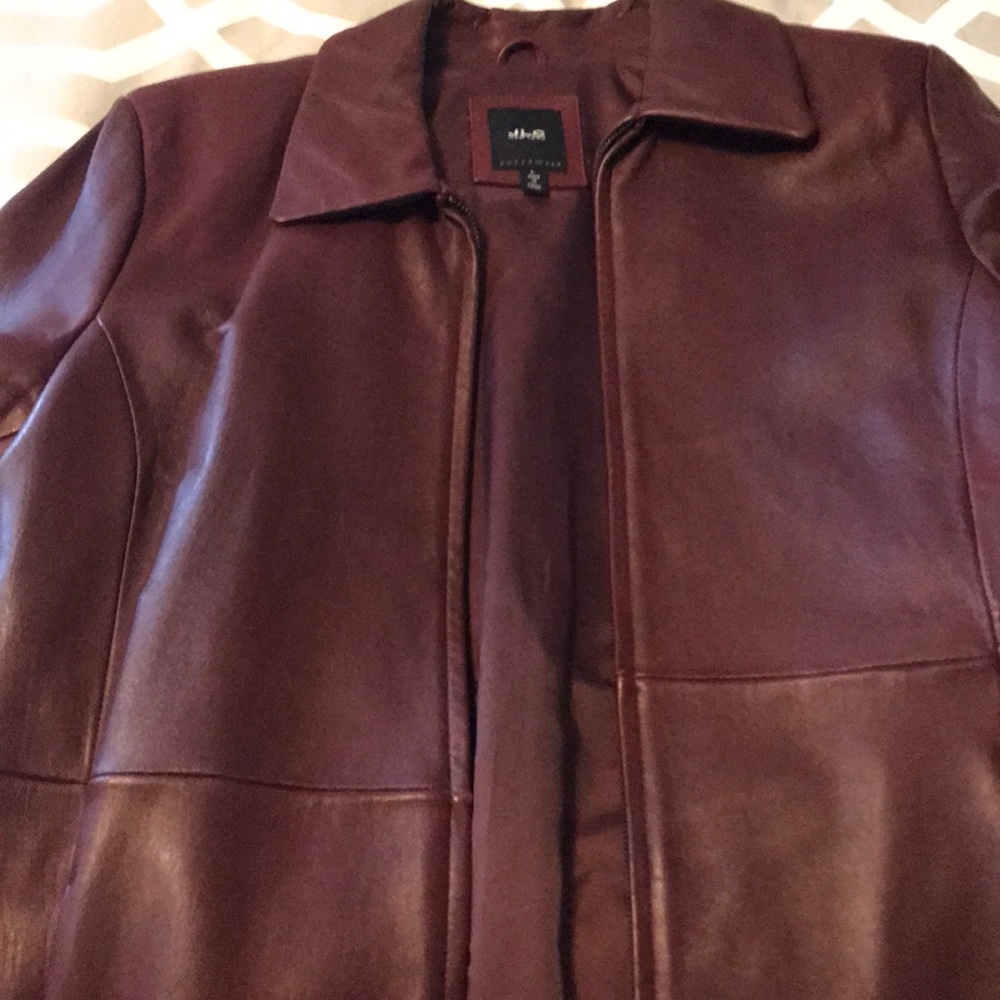 Leather jacket burgundy in color blazer length